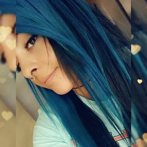 Meet your Posher, Jasmine